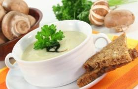 Сырный крем-суп с курицей